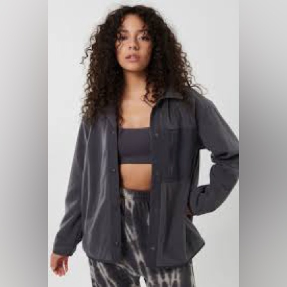 Women’s Small Petite Garage Polar Shacket
